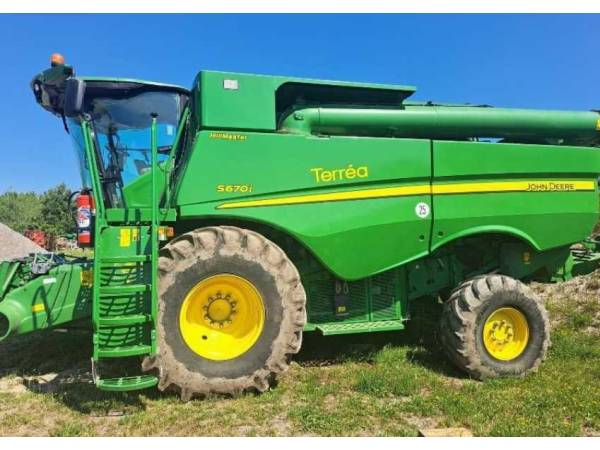 Комбайн John Deere S670i HM (2012)