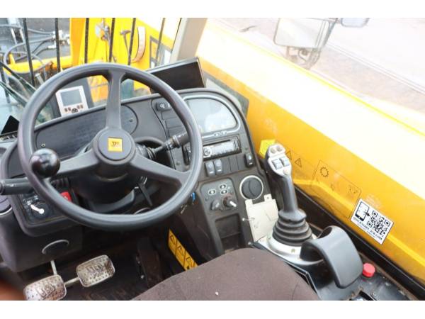 Телескопічний навантажувач JCB 541-70 Agri (2019)