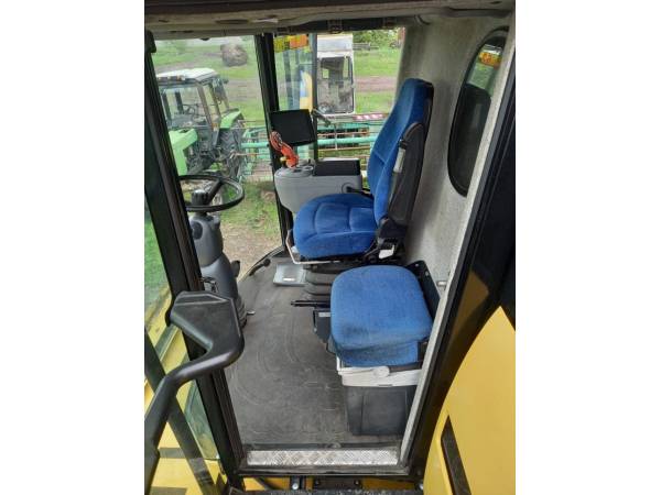 Комбайн New Holland CX6090 (2016)