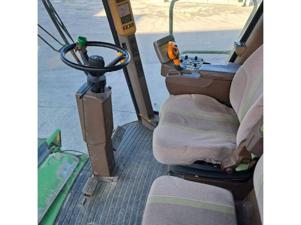 Комбайн John Deere C670 (2007)