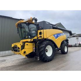 Комбайн New Holland CR 9070 (2011)