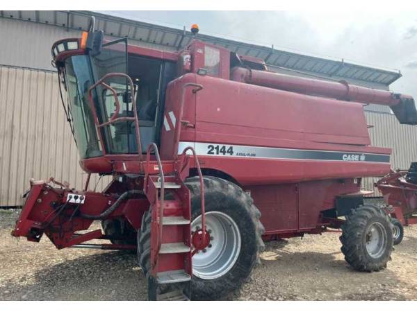Комбайн Case IH 2144 (1997)