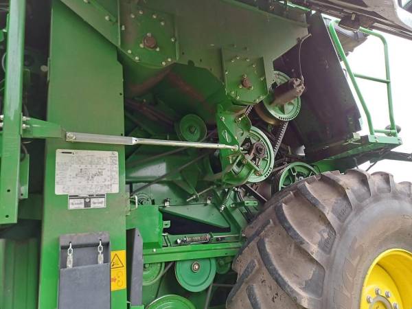 Комбайн John Deere W650i (2019)