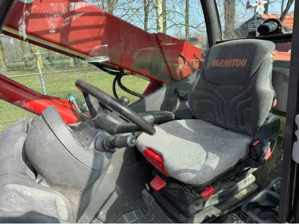 Навантажувач Manitou MLT 627 (2008)