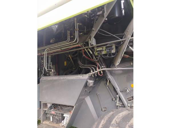Комбайн Claas Lexion 600 (2005)