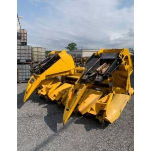 Жниварка кукурудзяна  New Holland MF 670 N (2008)