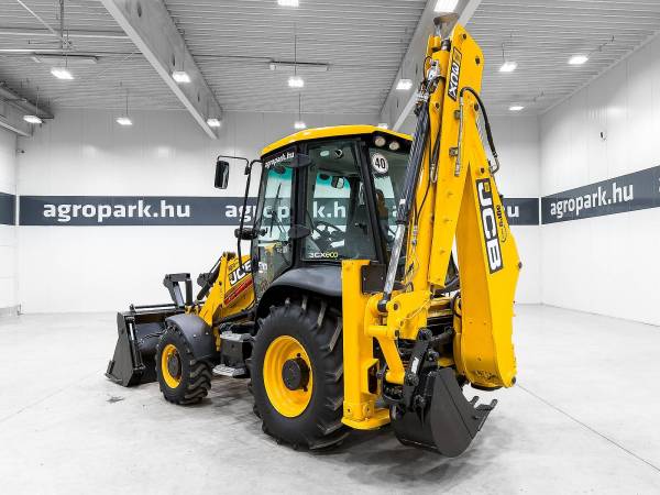 Екскаватор-навантажувач JCB 3CX (2018)