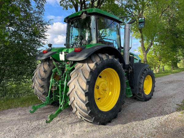 Трактор John Deere 7820 (2004)