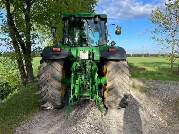 Трактор John Deere 7820 (2004)
