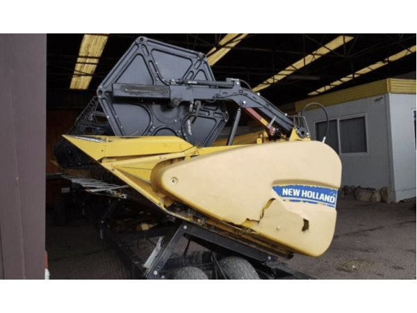 Комбайн New Holland CR 8.90 (2016)