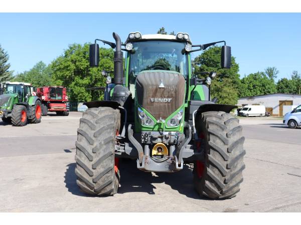 Трактор Fendt 828 Vario Profi Plus (2020)