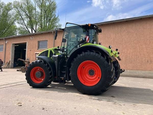 Трактор Claas Axion 920 (2019)