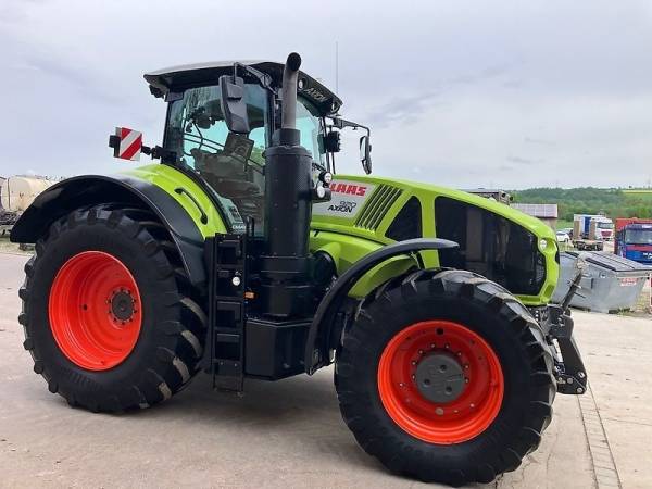 Трактор Claas Axion 920 (2019)