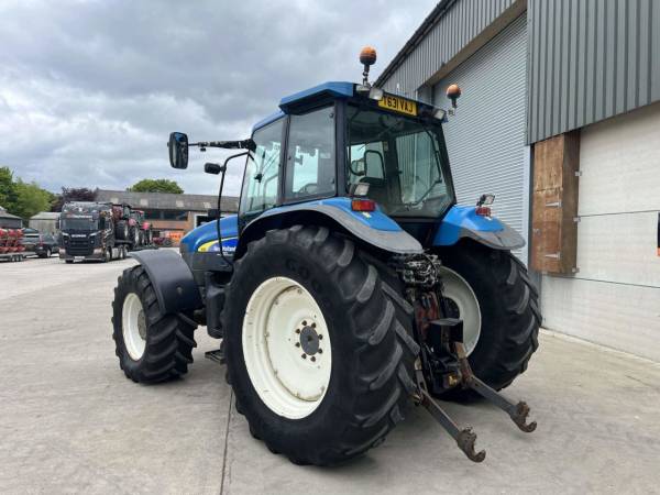Трактор New Holland 8360 (1999)