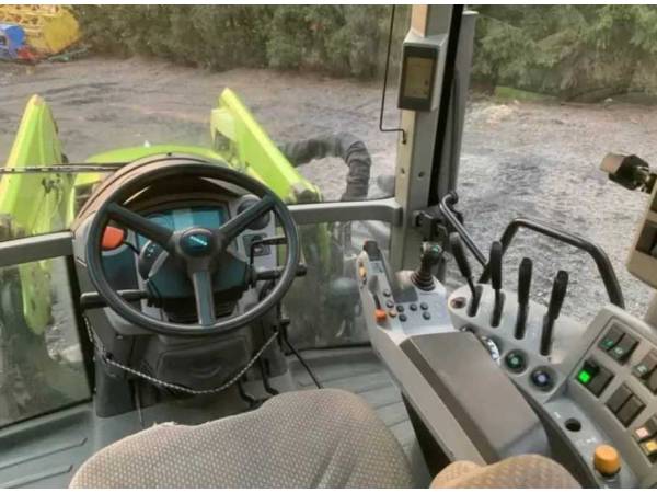 Трактор Claas Arion 540 (2011)