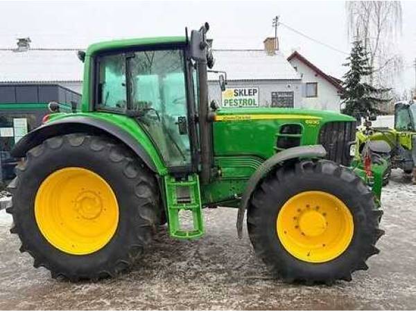 Трактор John Deere 6930 (2008)