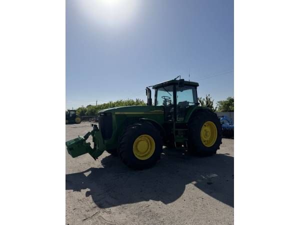 Трактор John Deere 8300 (1996)