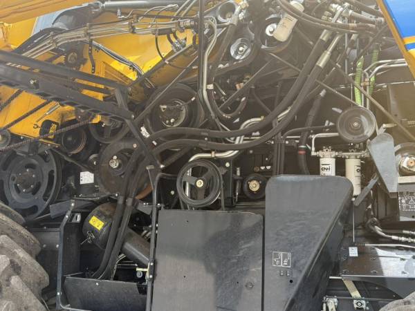Комбайн New Holland CX 8.80 (2022)