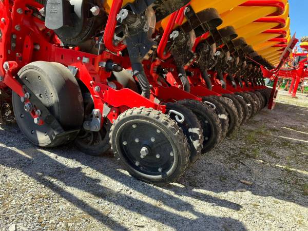 Сівалка Vaderstad Tempo TPV 12 (2024)