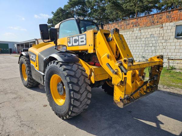 Погрузчик JCB 541-70 AgriSuper (2013)
