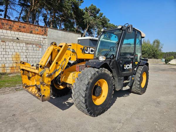 Погрузчик JCB 541-70 AgriSuper (2013)