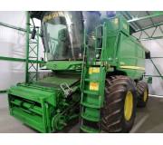 Комбайн John Deere W650