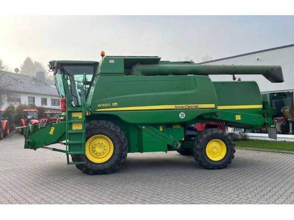 Комбайн John Deere W650 (2009)