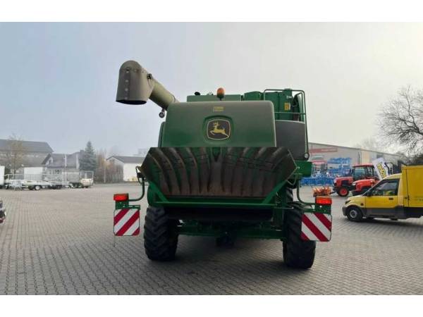 Комбайн John Deere W650 (2009)