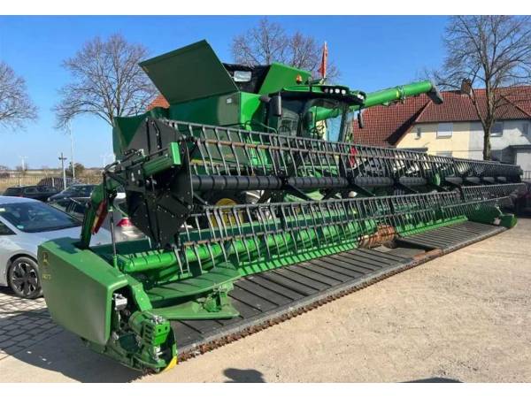 Комбайн John Deere S790i (2020)