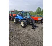 Навантажувач New Holland  LM435A