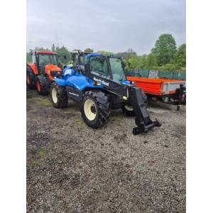 Навантажувач New Holland  LM435A (2005)