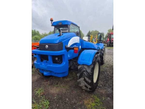Навантажувач New Holland  LM435A (2005)