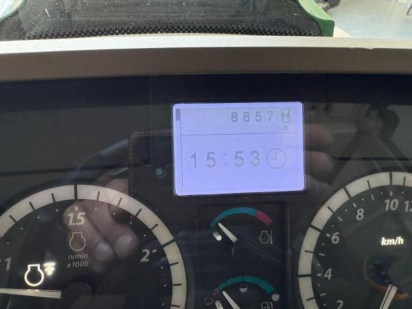 Трактор John Deere 6150M (2013)