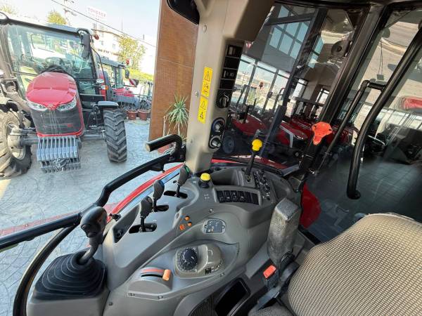 Трактор Case IH Farmall 115U (2023)