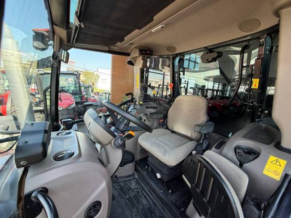 Трактор Case IH Farmall 115U (2023)