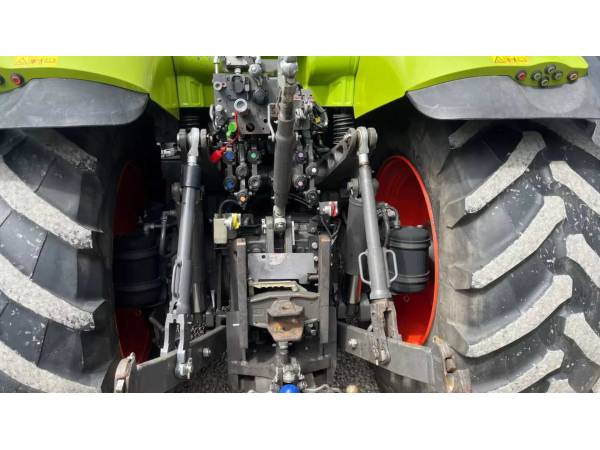 Трактор Claas Axion 850 (2012)