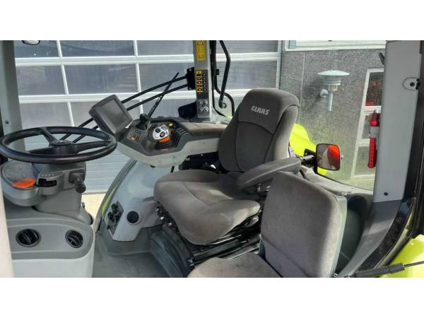 Трактор Claas Axion 850 (2012)