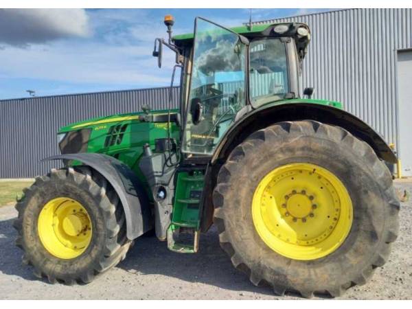 Трактор John Deere 6215R (2017)