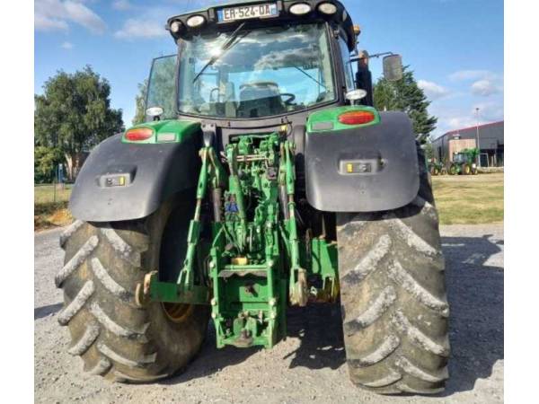 Трактор John Deere 6215R (2017)