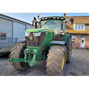 Трактор John Deere 6215R (2015)