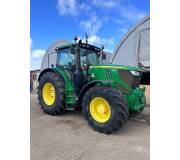 Трактор John Deere 6215R