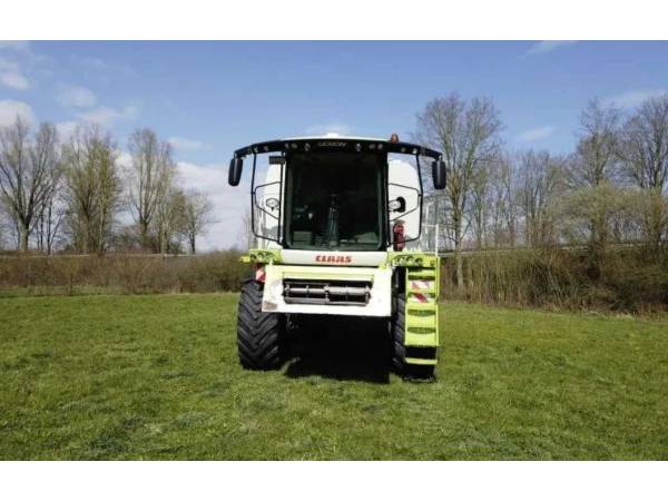 Комбайн Claas Lexion 750 (2011)