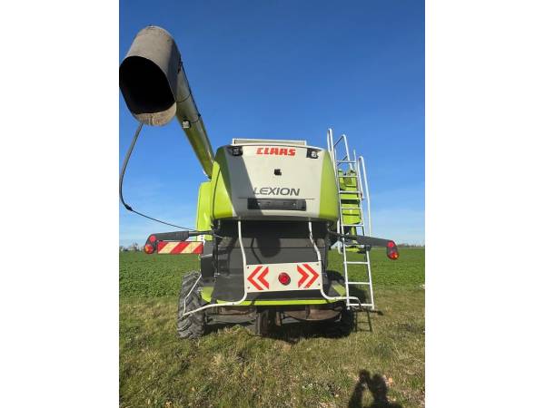 Комбайн Claas Lexion 600 (2006)