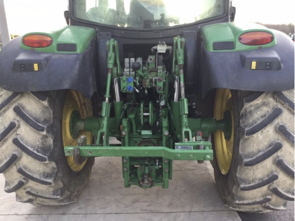 Трактор John Deere 6125R (2014)