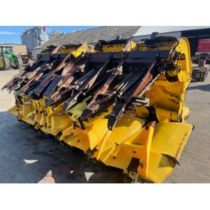 Жниварка кукурудзяна New Holland MF 880 W (2004)