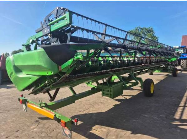 Жниварка John Deere 640X (2015)