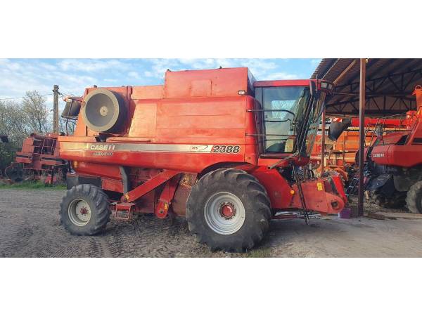Комбайн Case IH 2388 (2007)