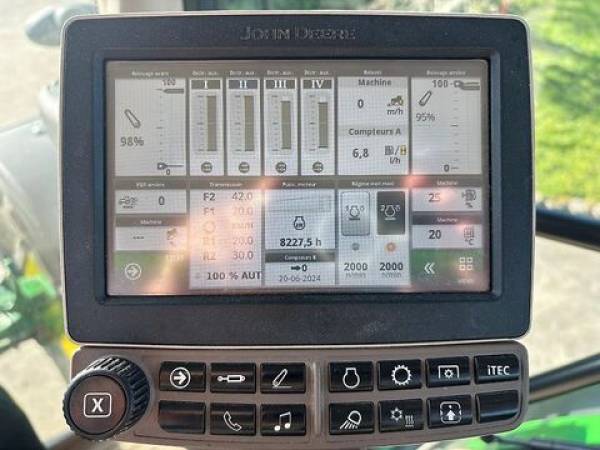 Трактор John Deere 6175R (2015)