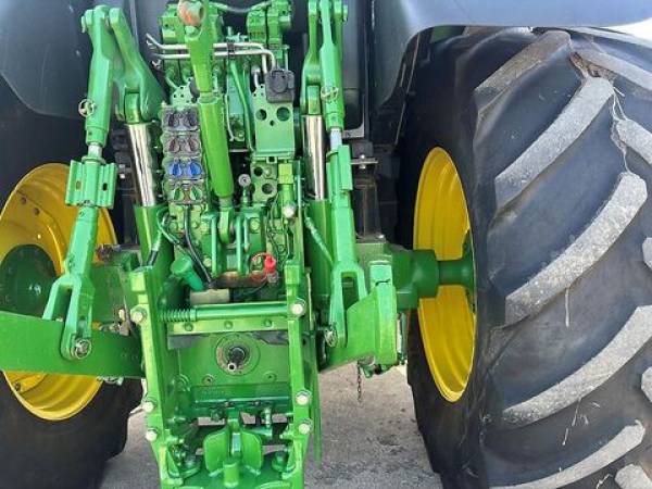 Трактор John Deere 6175R (2015)