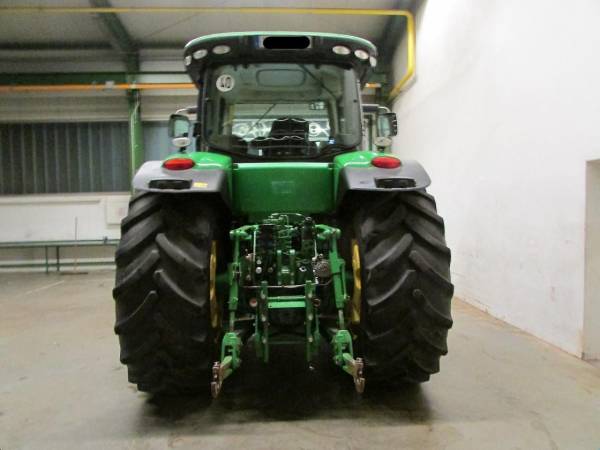 Трактор John Deere 8310R (2012)
